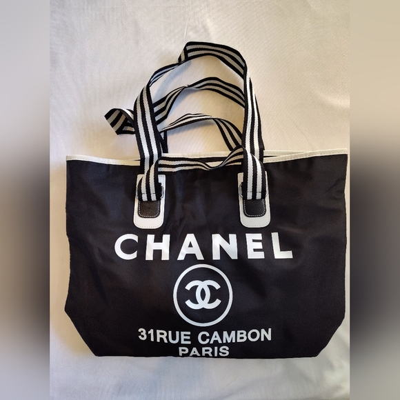 Source Unknown Handbags - CHANEL 31 Rue Cambon Paris Gift Promotion Tote Black White Nylon Zip Top NIP